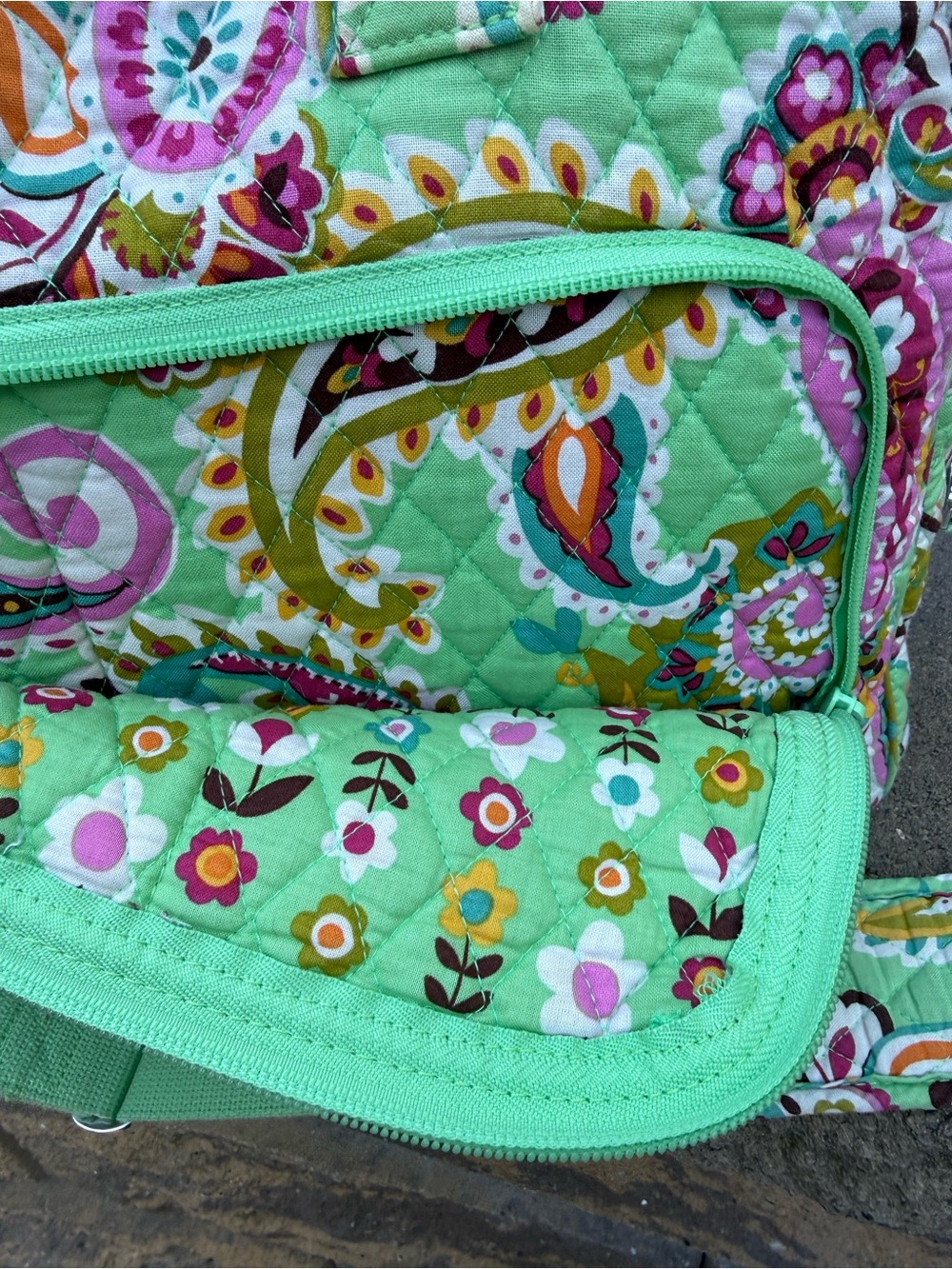 Vera Bradley Tutti Fruiti weekender travel duffle Bag - Picture 4 of 9